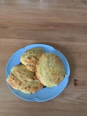 Keto Cheesy Baps